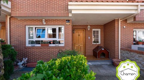 Foto 4 de Casa adosada en venta en Loiu, Bizkaia