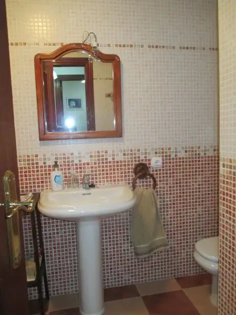 Bathroom of Apartments for sale in Peñaranda de Bracamonte  with Heating