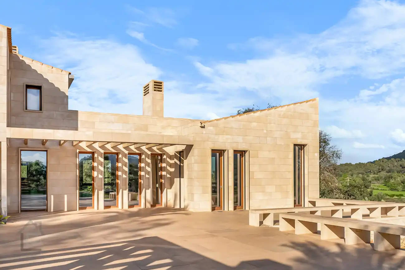 Vista exterior de Finca rústica en venda en Felanitx amb Aire condicionat, Calefacció i Terrassa