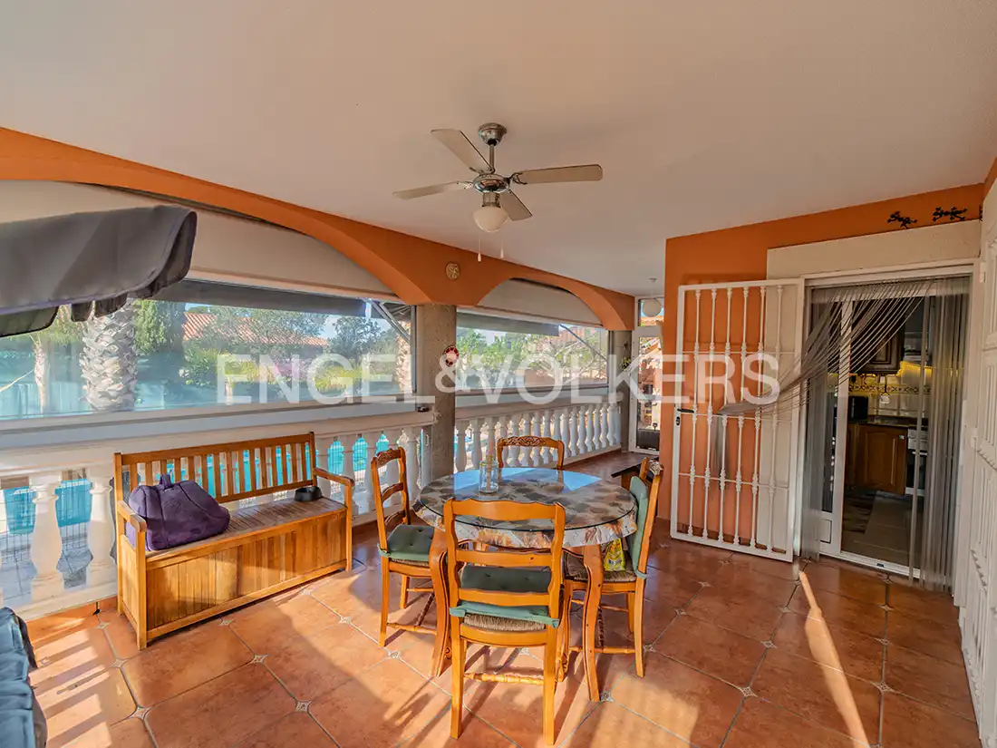 Terrace of Houses for sale in San Vicente del Raspeig / Sant Vicent del Raspeig  with Air Conditioner, Heating and Private garden