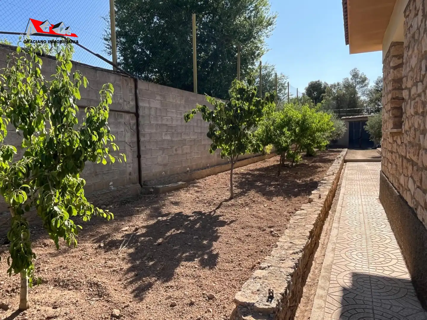 Casa aparellada amb jardí en venda a Casas de Juan Núñez, imagen 28