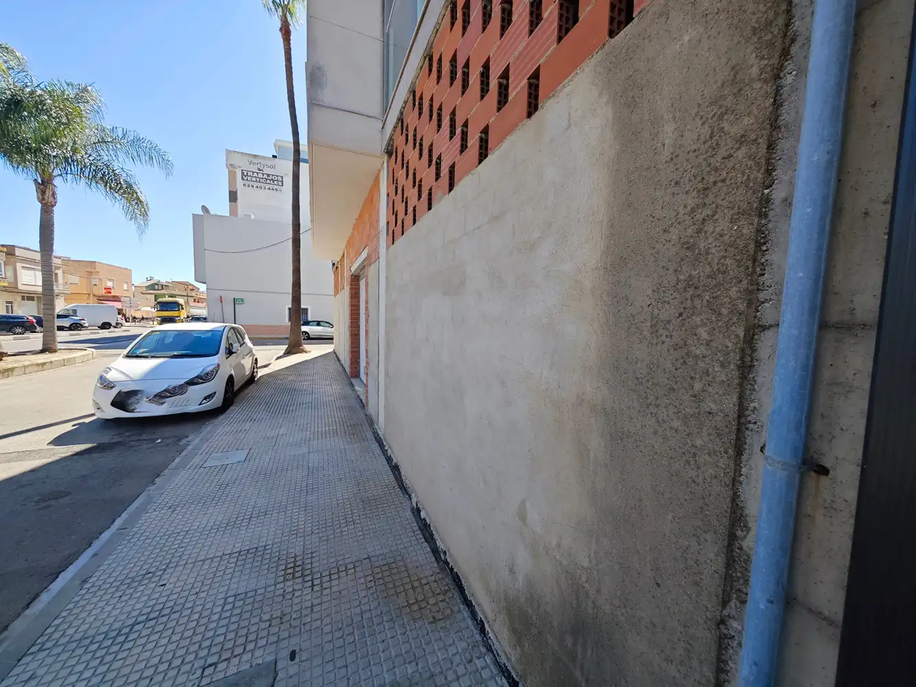 Vista exterior de Local en venta en Miramar