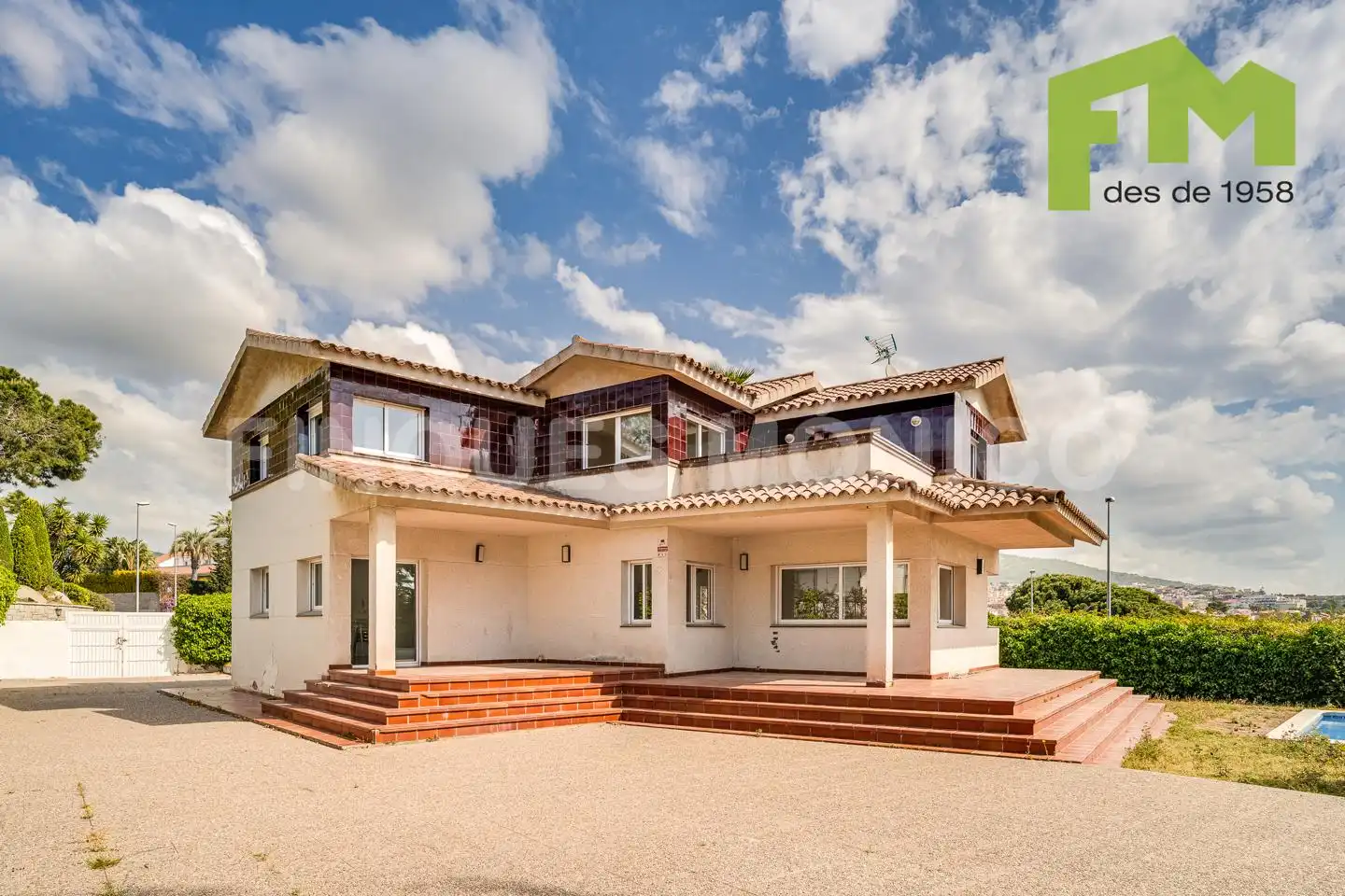 Vista exterior de Casa o chalet en venta en El Masnou con Calefacción, Jardín privado y Terraza