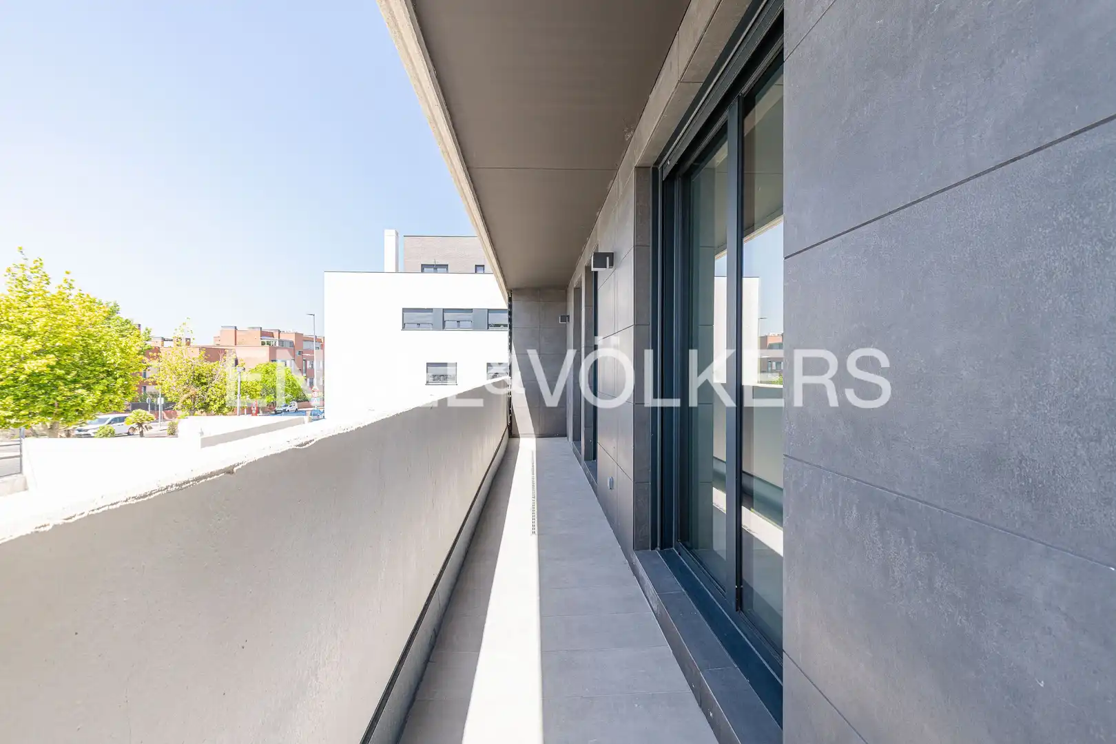 Exterior view of Flat for rent in Las Rozas de Madrid  with Air Conditioner, Heating and Terrace