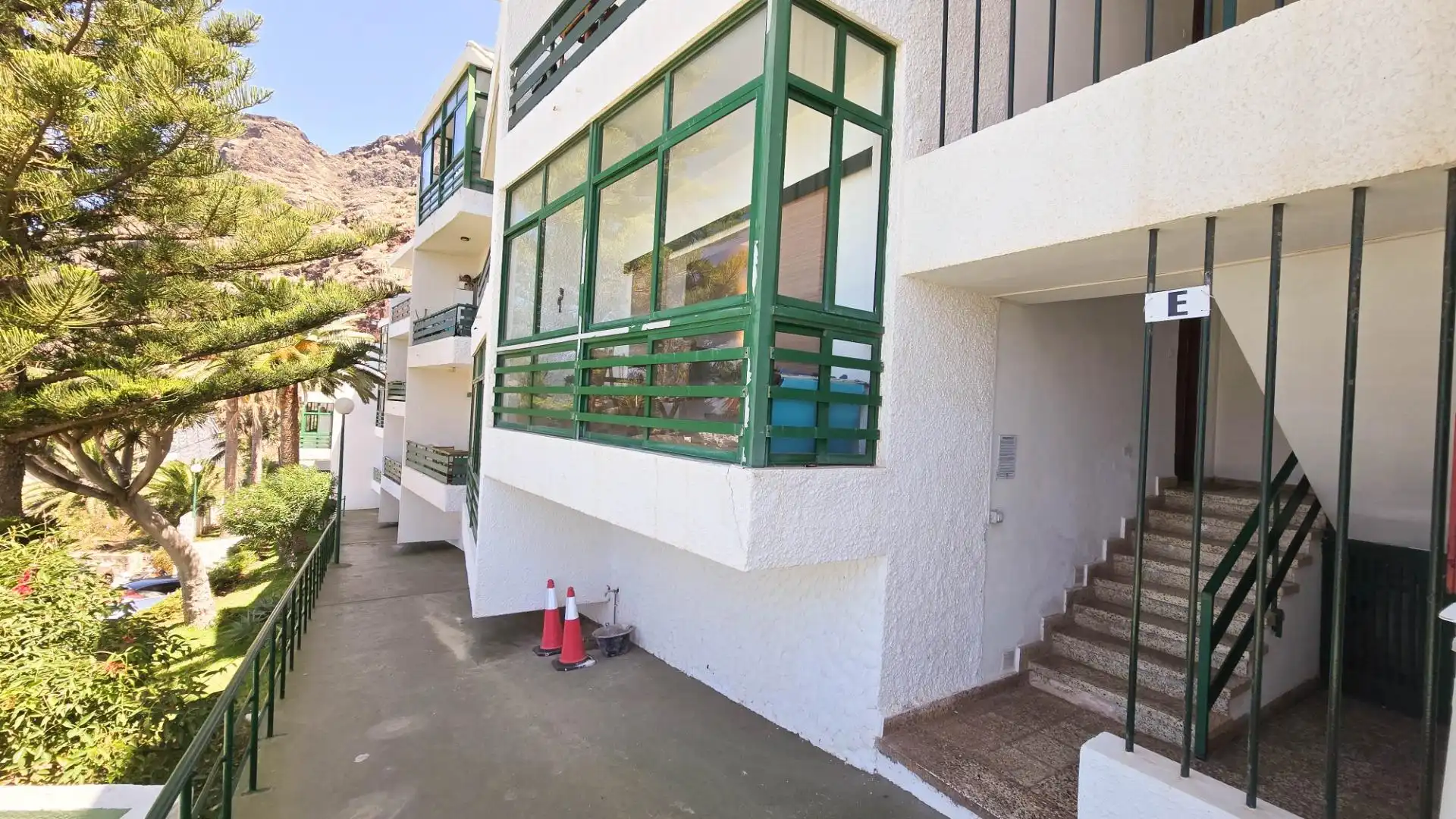 Exterior view of Flat for sale in San Cristóbal de la Laguna  with Terrace and Community pool
