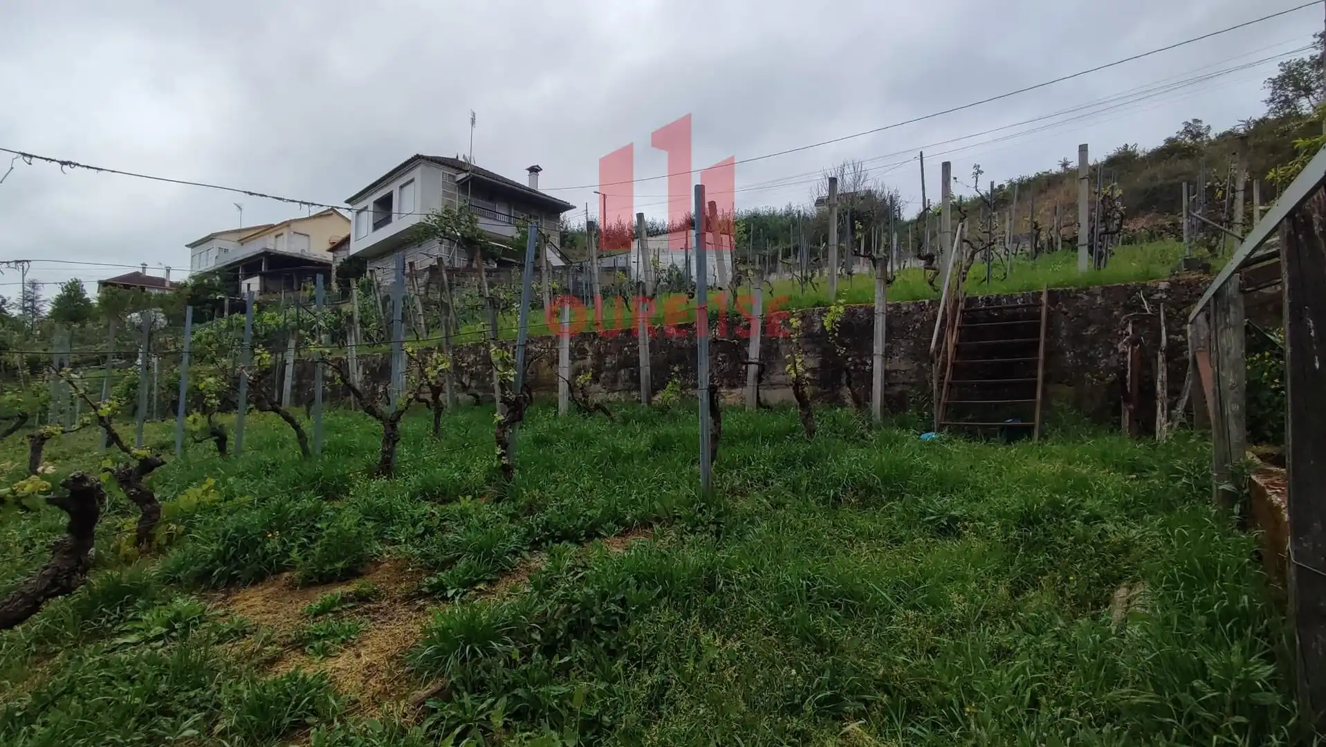 Casa o xalet en venda en Ourense Capital  amb Calefacció i Jardí privat