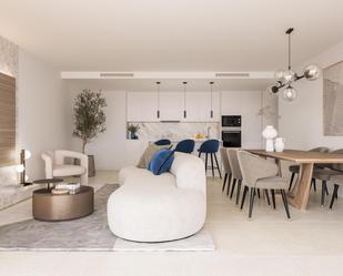 Sala d'estar de Apartament en venda en Estepona amb Aire condicionat, Calefacció i Terrassa