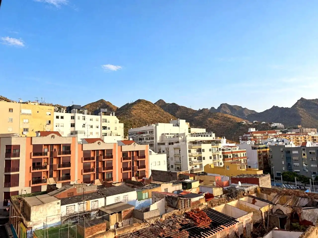 Exterior view of Attic for sale in Santa Cruz de Tenerife  with Air Conditioner, Terrace and Storage room