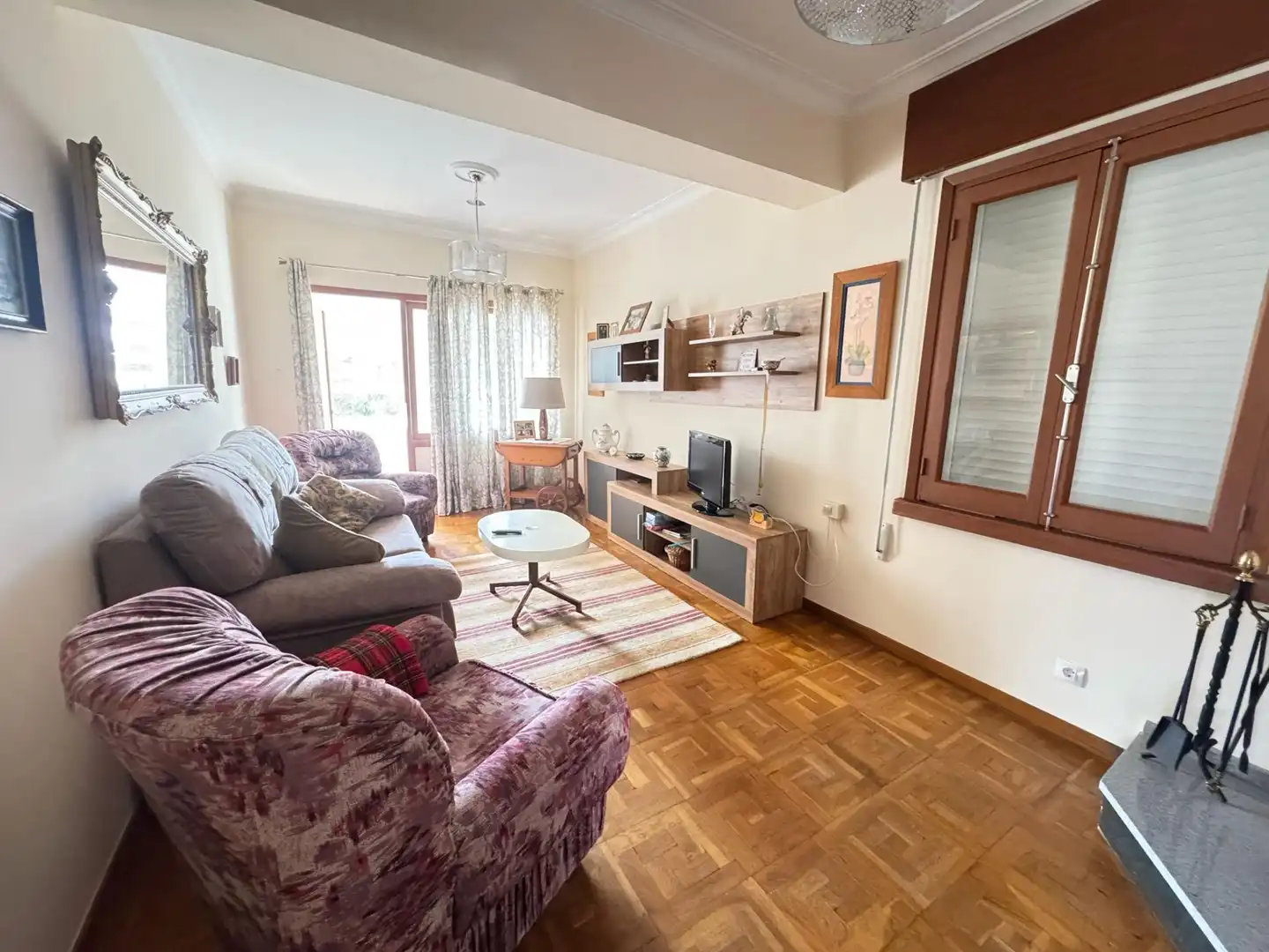 Living room of Flat for sale in As Nogais   with Heating, Terrace and Furnished