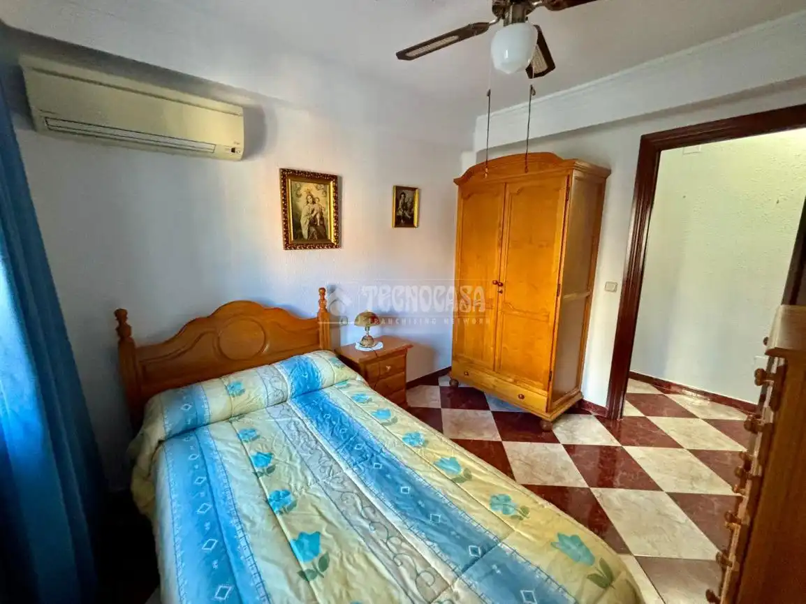 Habitación de Piso en venta en Málaga con Aire acondicionado, Balcón y Alarma