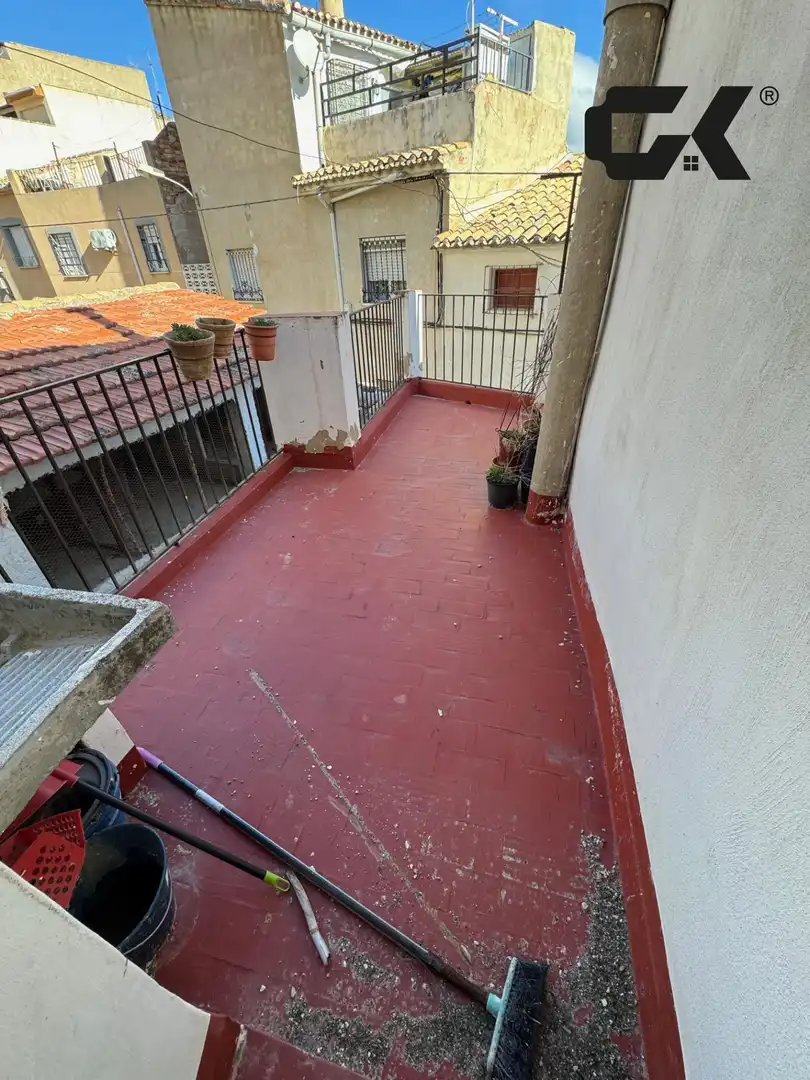 Terrasse von Einfamilien-Reihenhaus zum Verkauf in Mula