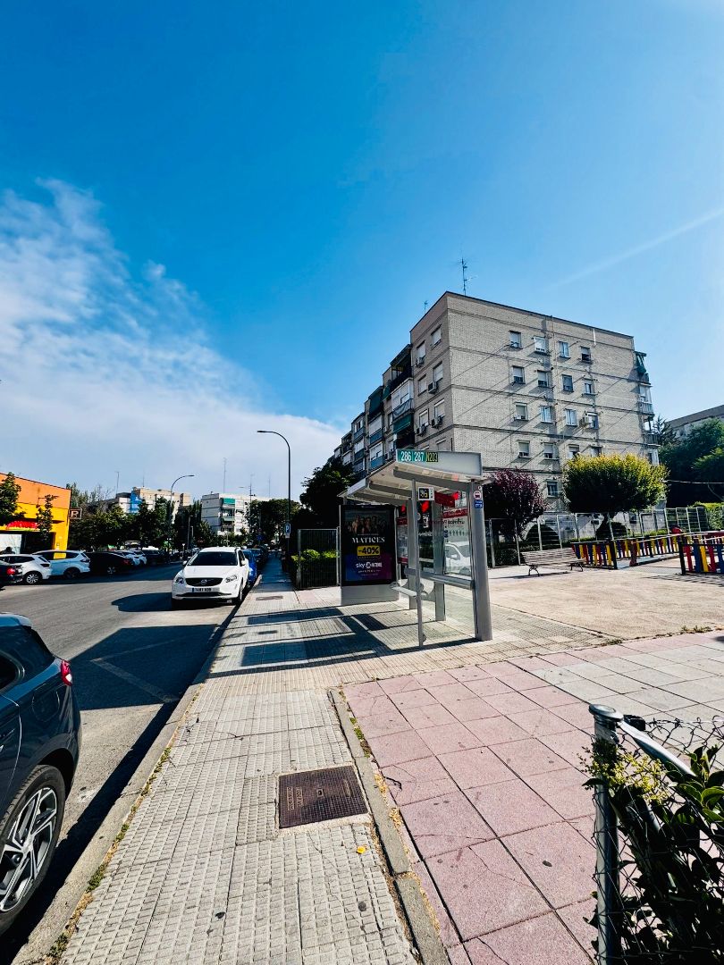 Exterior view of Flat for sale in Coslada  with Air Conditioner, Heating and Furnished