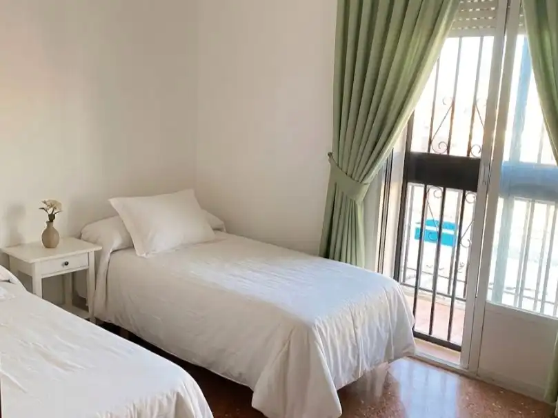 Flat for sale in Paseo del Molino de Viento 19, imagen 2