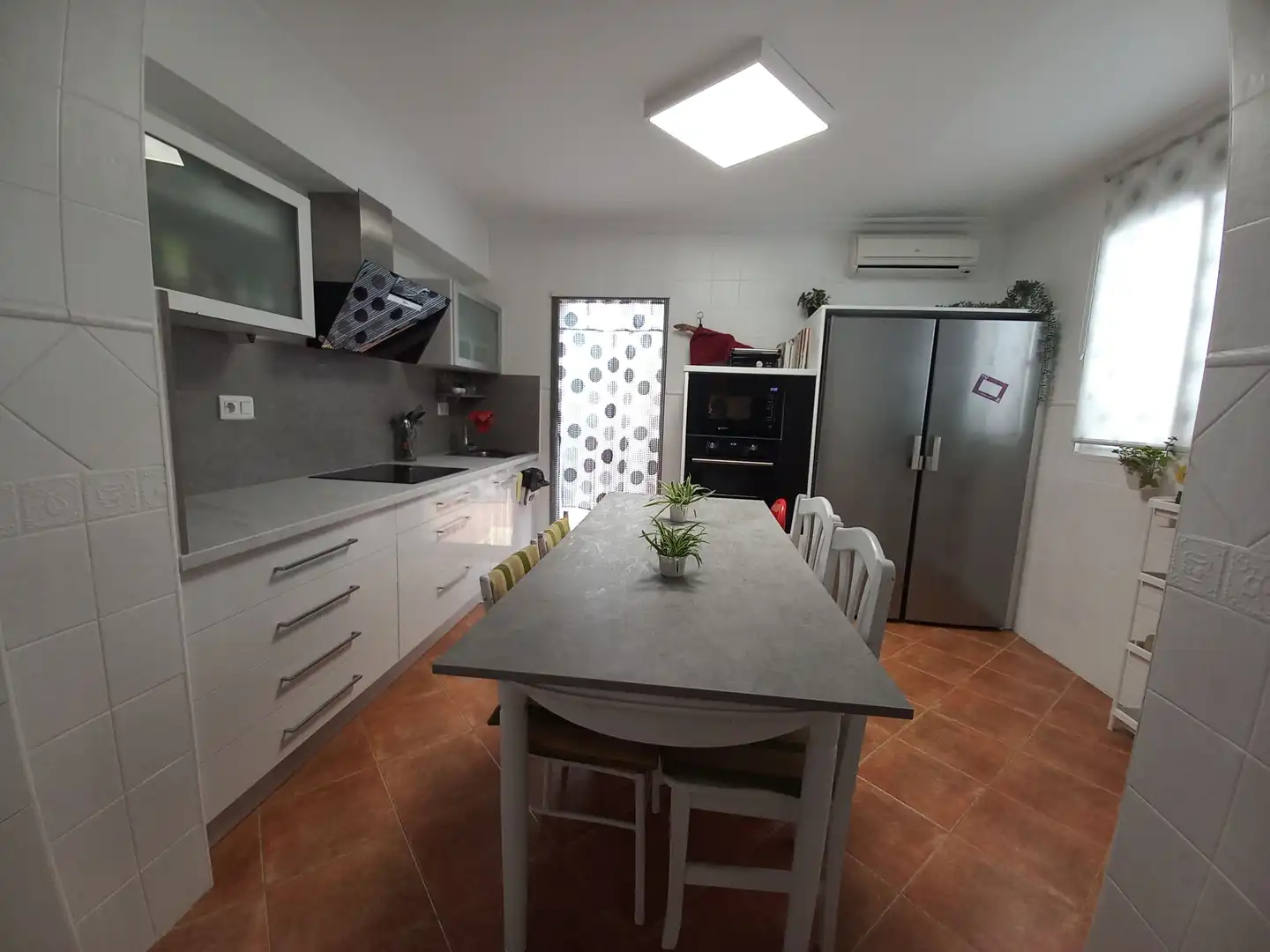 Kitchen of Houses for sale in Úbeda  with Air Conditioner, Terrace and Storage room