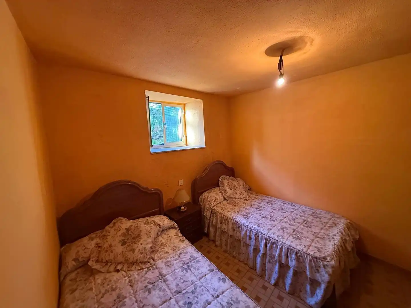 Schlafzimmer von Country house zum Verkauf in Teverga mit Möbliert