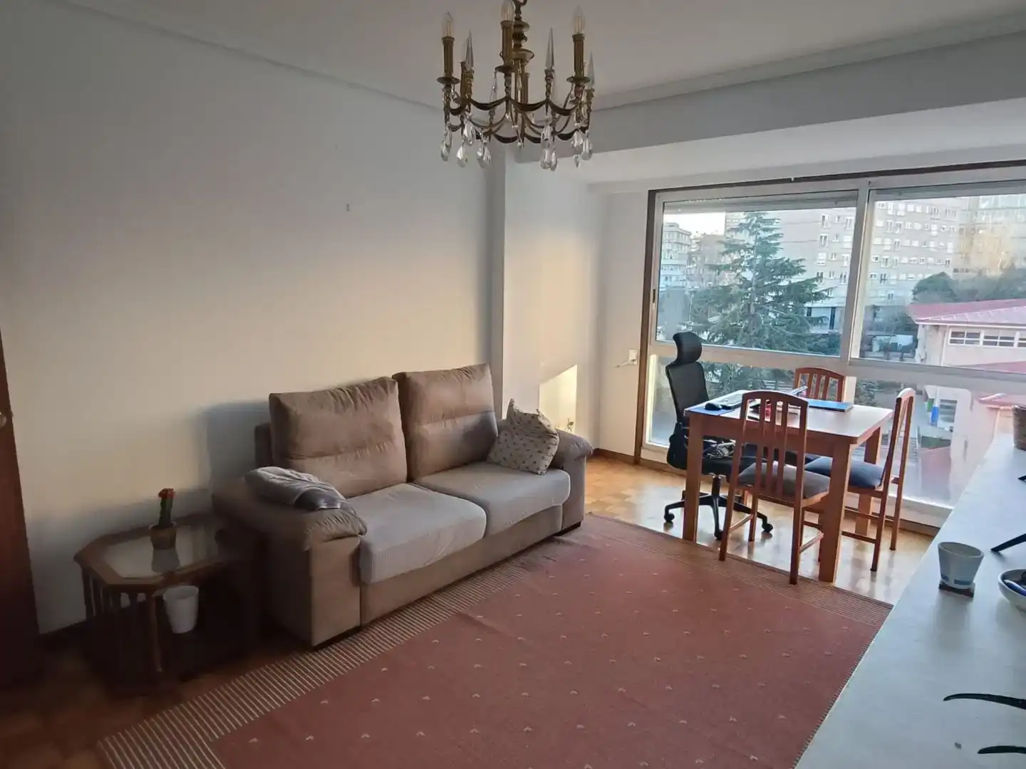 Wohnzimmer von Wohnungen zur Miete in Vigo  mit Balkon