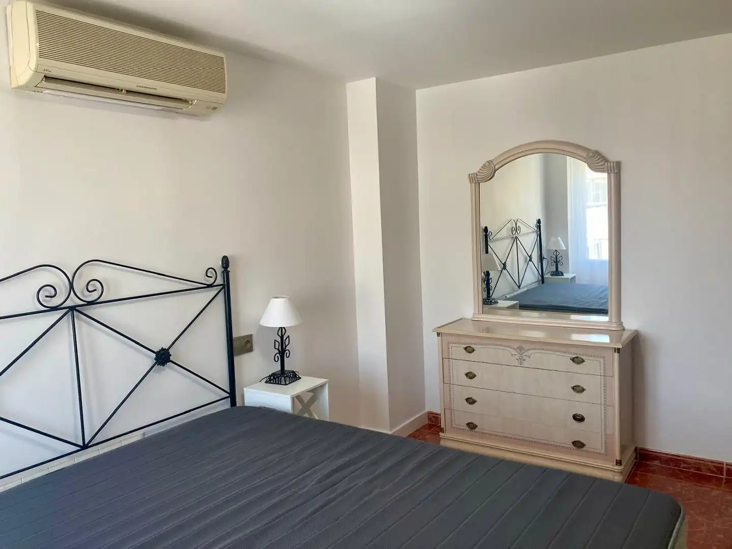 Habitación de Piso en venta en Córdoba con Aire acondicionado y Amueblado