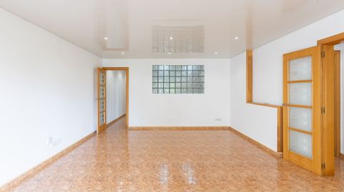 Foto 5 de Piso en venta en Casagemes, Badalona