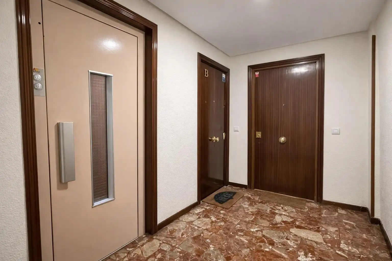 Apartamento de alquiler en Calle de Bravo Murillo, Berruguete