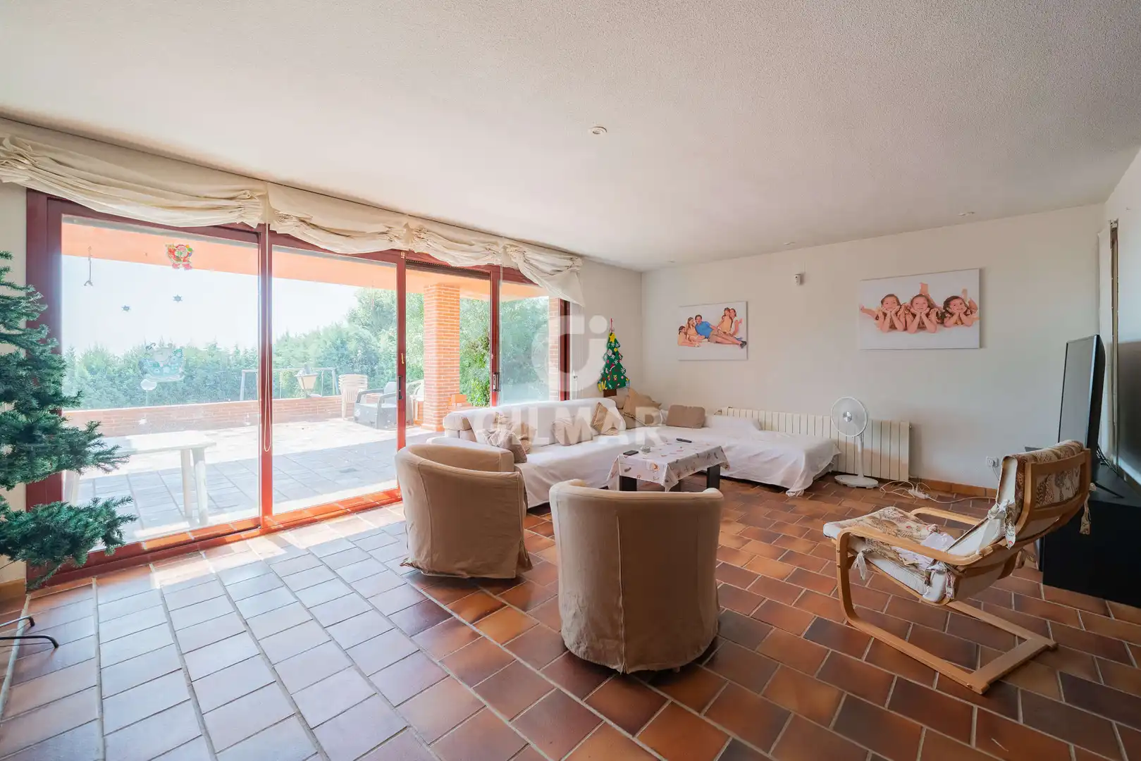 Sala de estar de Casa o chalet en venta en San Lorenzo de El Escorial con Calefacción, Jardín privado y Piscina