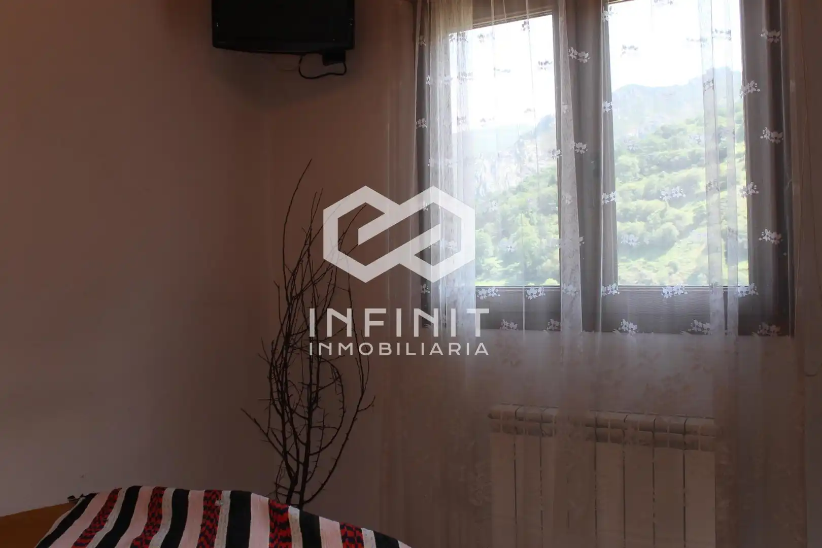 Sala de estar de Casa o chalet en venta en Somiedo con Calefacción, Jardín privado y Trastero
