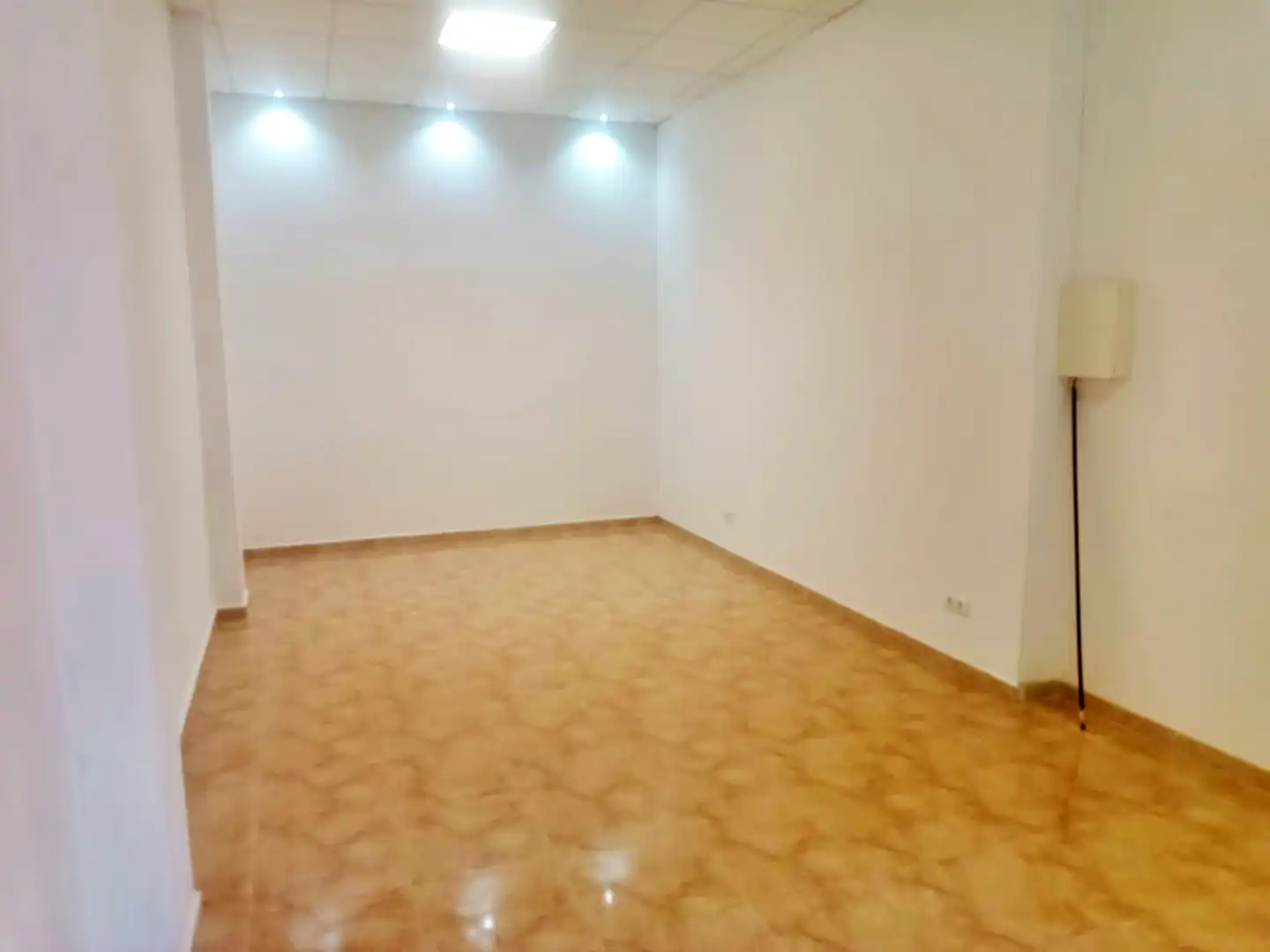 Commercial properties for rent in Tortosa