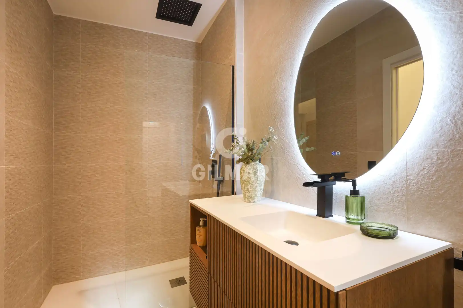 Baño de Piso en venta en Madrid con Calefacción y Amueblado