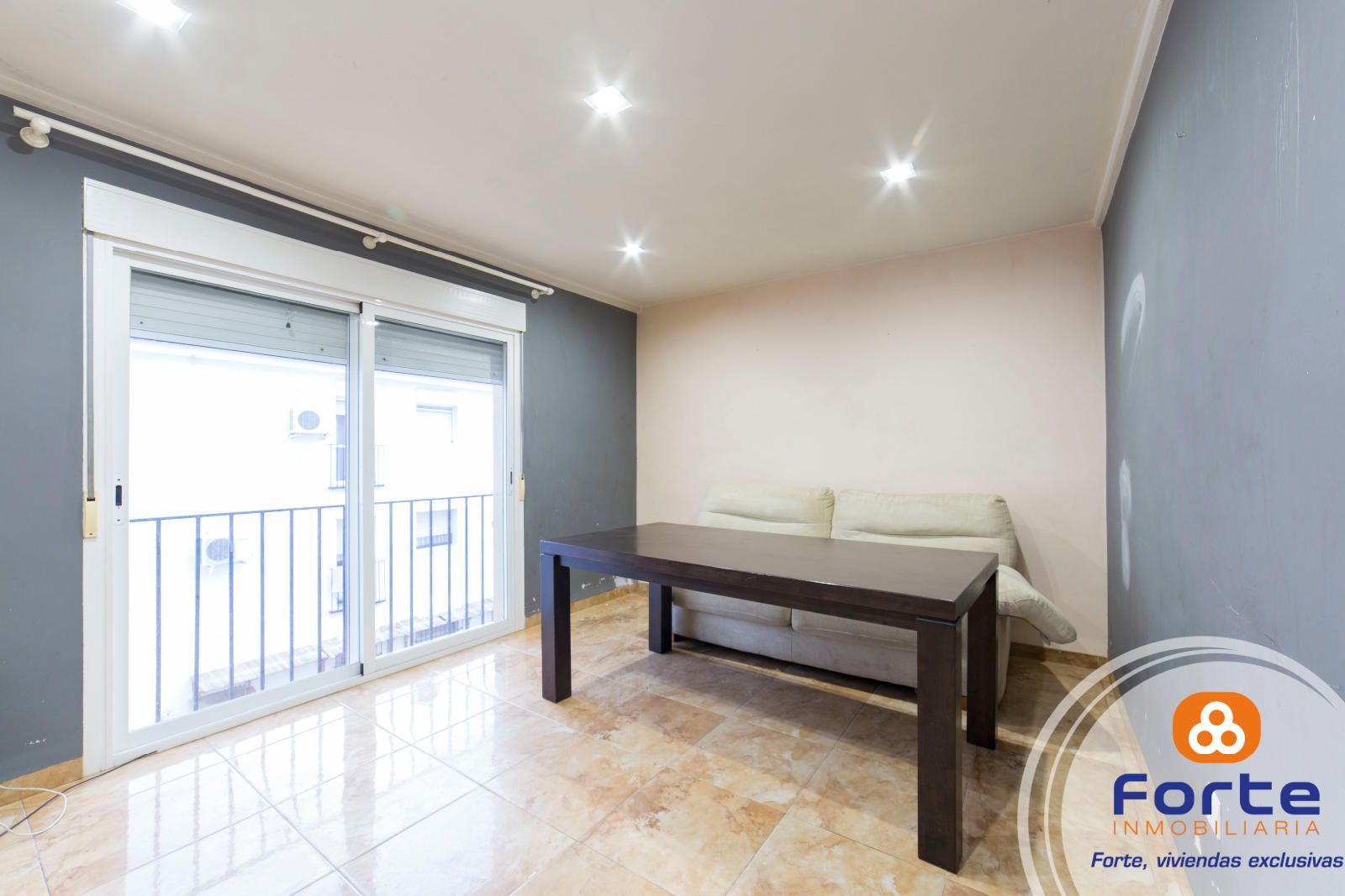 Flat for sale in La Carlota