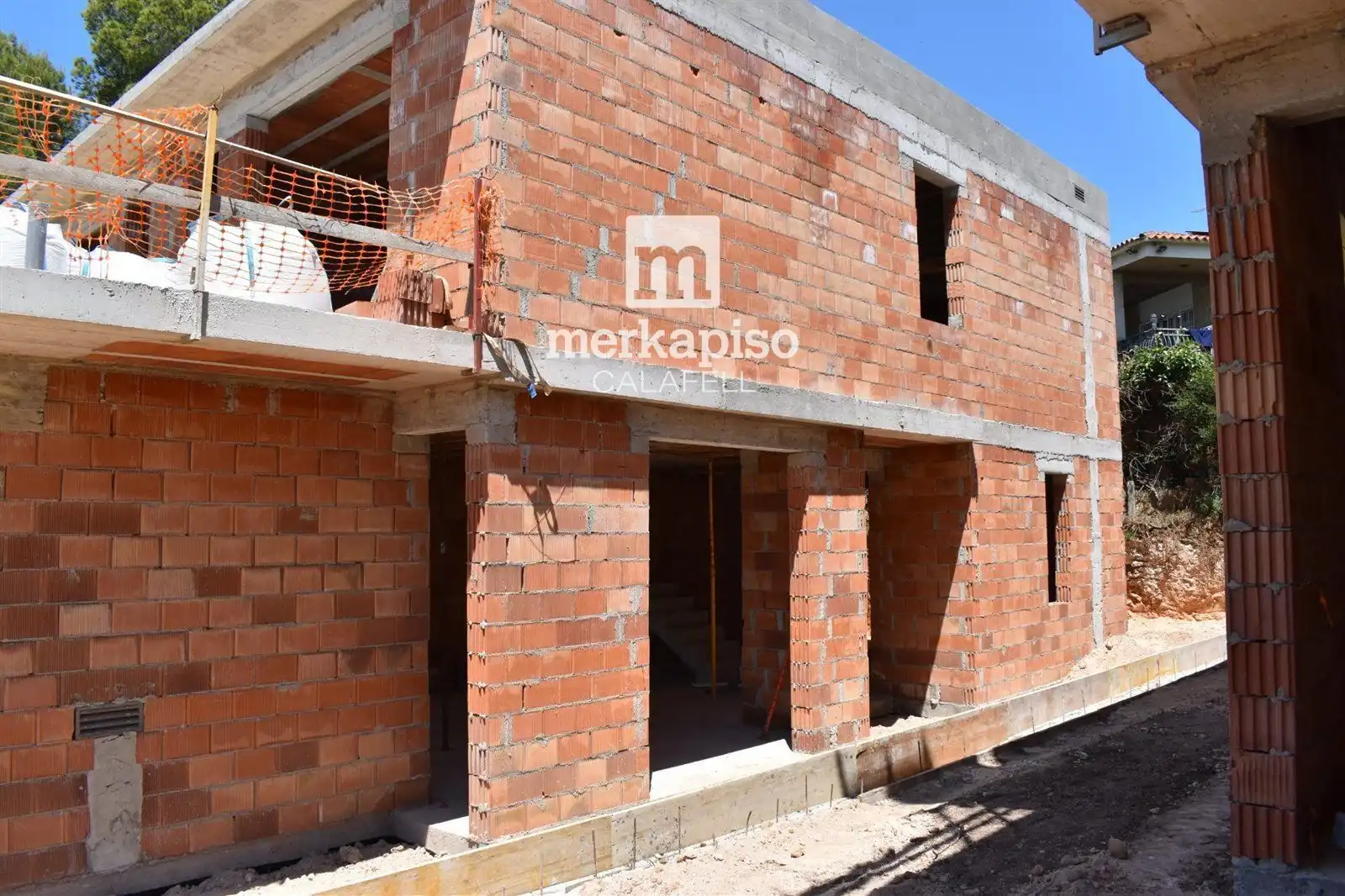 Vista exterior de Casa adosada en venda en Calafell amb Aire condicionat, Calefacció i Terrassa