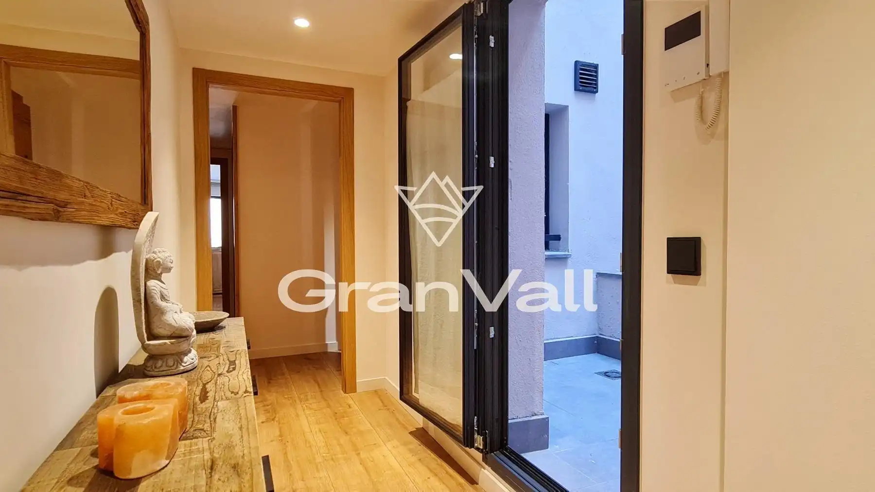 Apartament en venda en Puigcerdà amb Calefacció, Terrassa i Traster