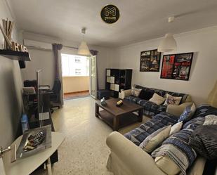 Living room of Flat for sale in Fuengirola  with Air Conditioner, Heating and Terrace