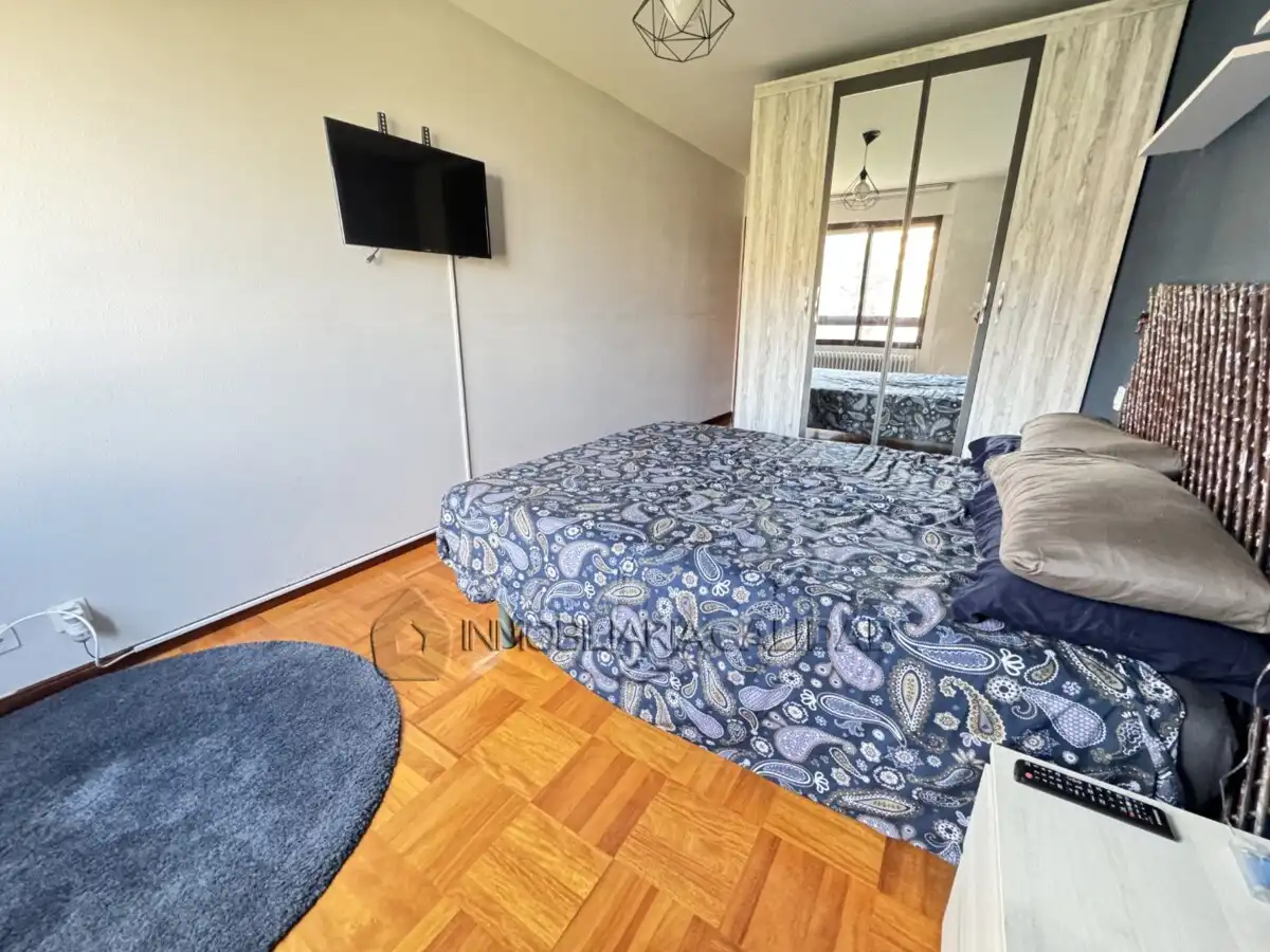 Bedroom of Flat for rent in Burgos  with Heating, Storage room and Furnished