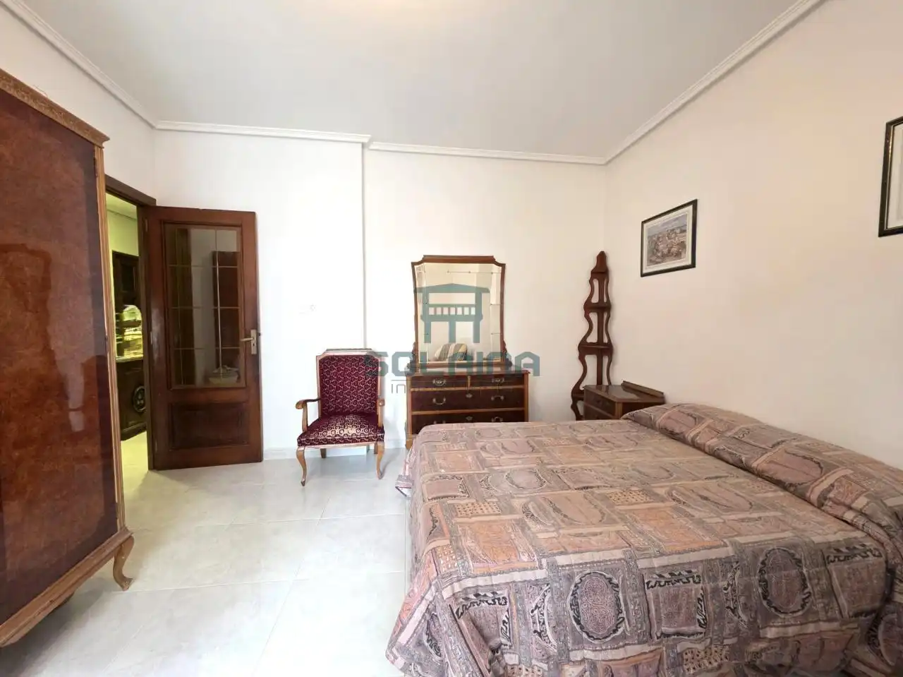 Habitación de Piso en venta en Ourense Capital  con Calefacción y Trastero