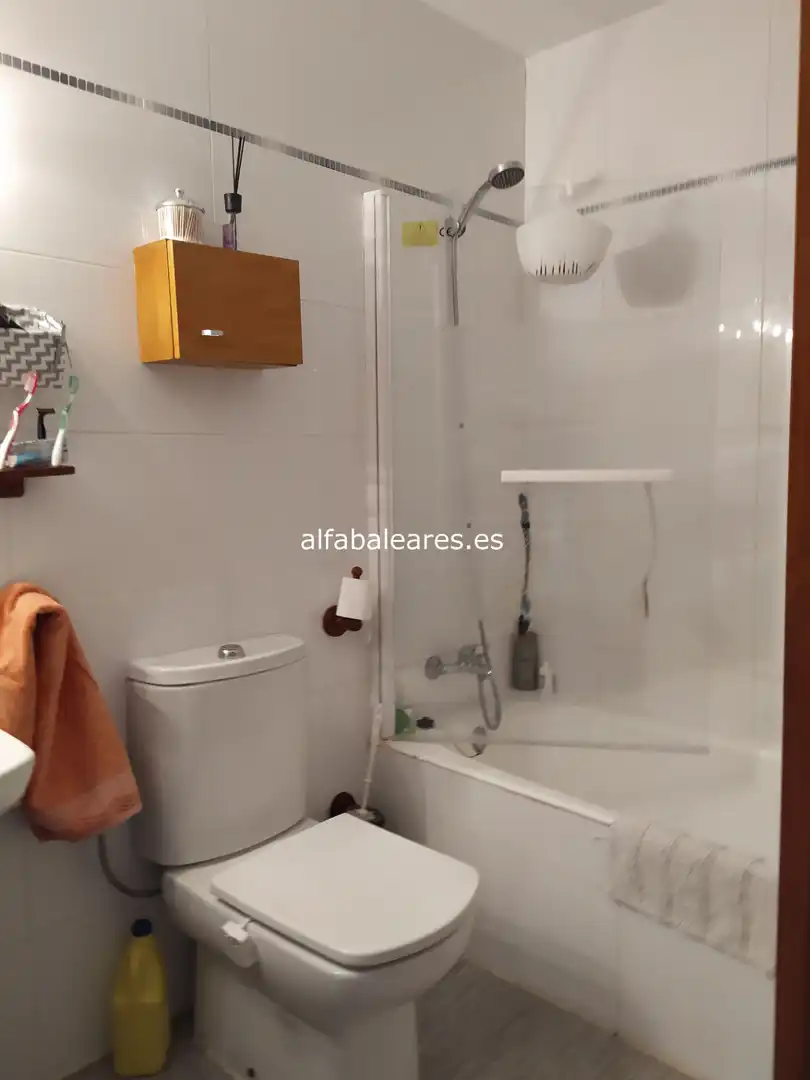 Bany de Pis en venda en Alcúdia amb Aire condicionat, Calefacció i Terrassa