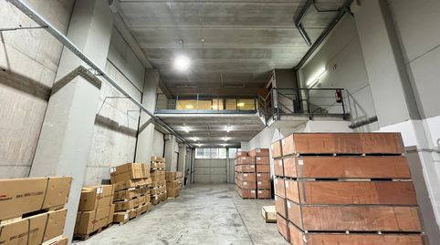 Foto 3 von Fabrikhallen zur Miete in Pomar, Badalona
