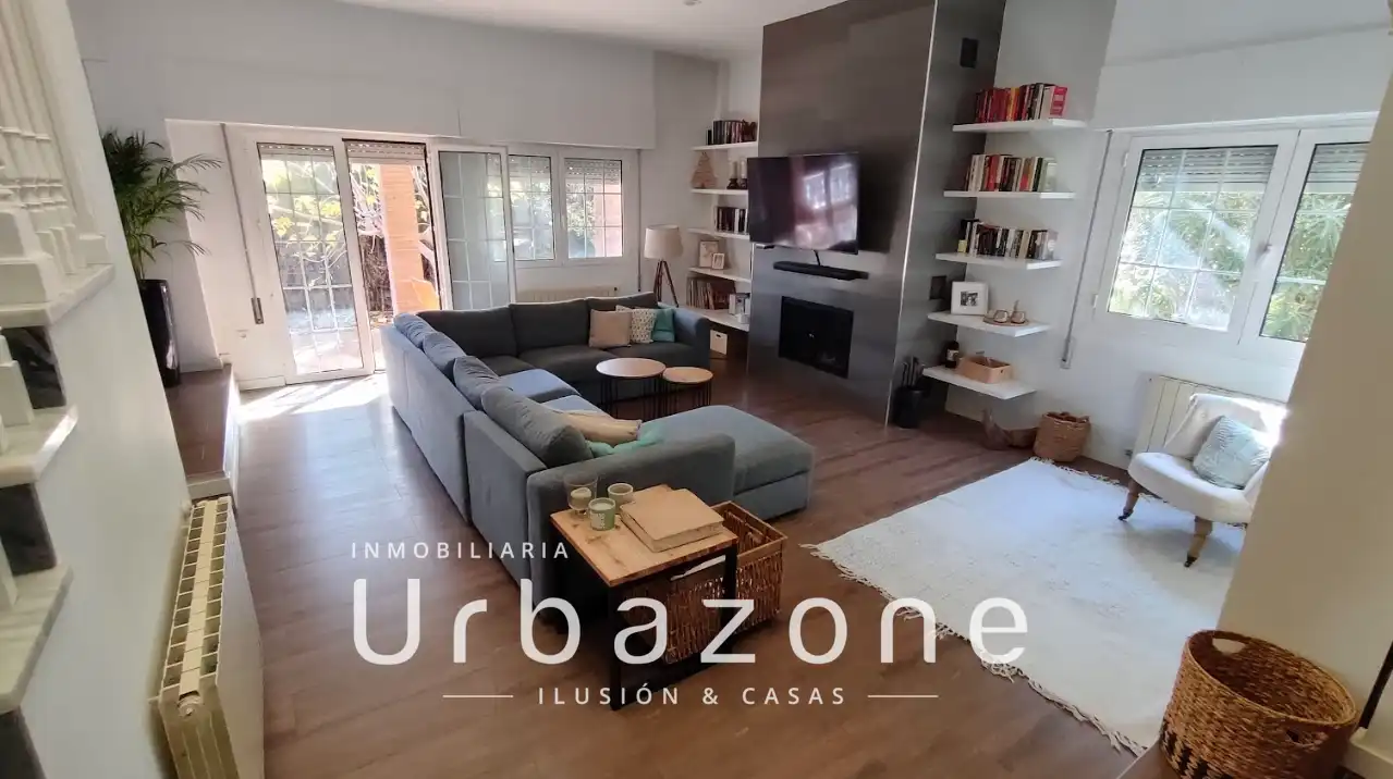 Sala de estar de Casa o chalet en venta en Mutxamel con Aire acondicionado, Calefacción y Jardín privado
