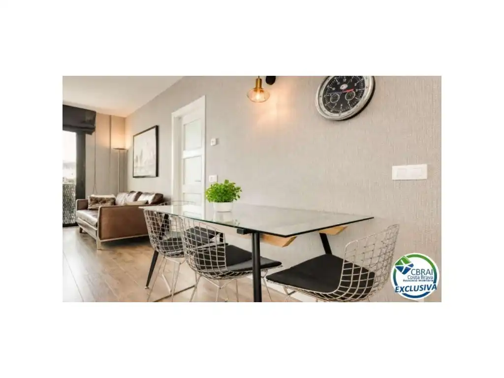 Dining room of Duplexes for sale in Figueres  with Air Conditioner and Furnished