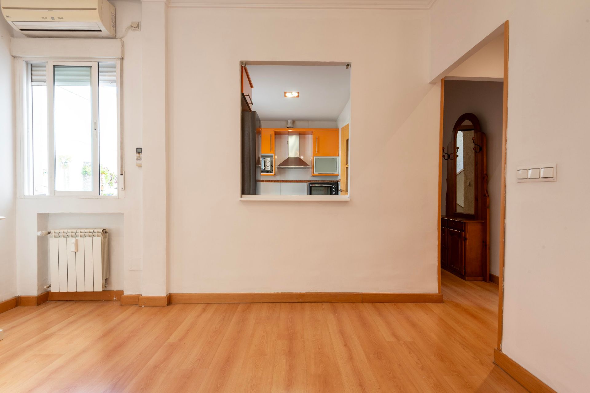 Flat to rent in  Madrid Capital  with Air Conditioner, Heating and Parquet flooring