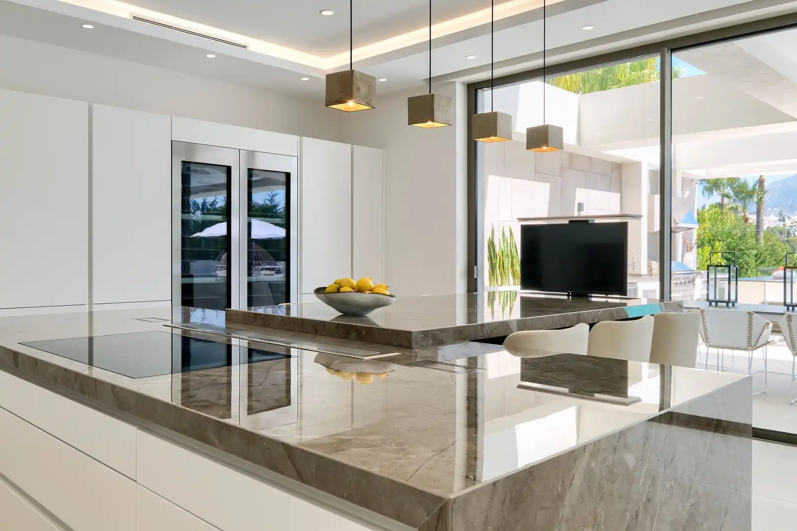 Cocina de Casa o chalet en venta en Marbella con Aire acondicionado, Calefacción y Jardín privado