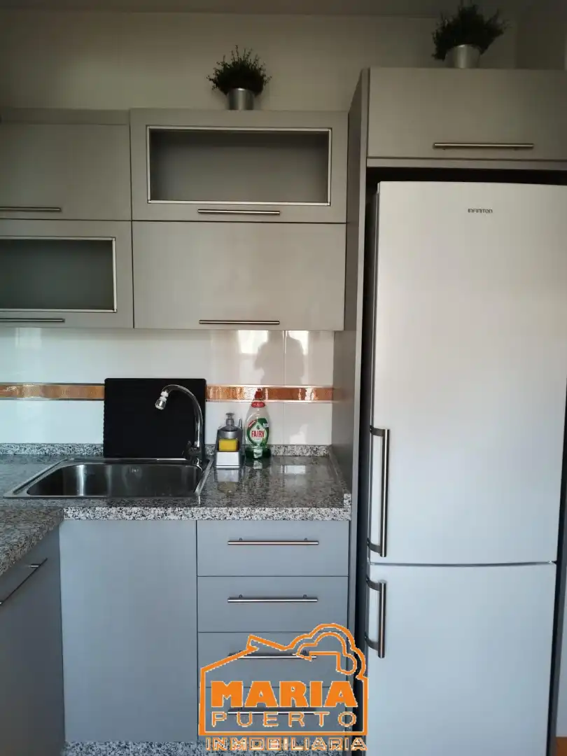 Cuina de Apartament de lloguer en Antequera amb Aire condicionat, Traster i Moblat