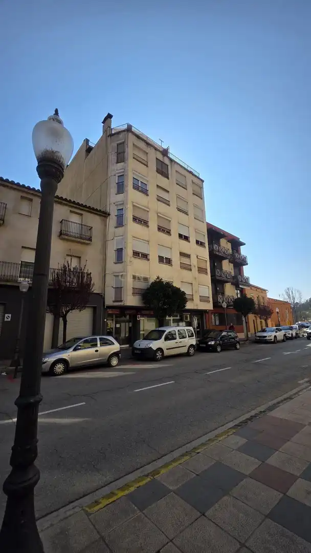 Piso en venta en Gironella