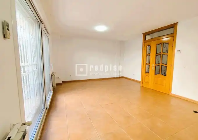 Living room of Houses for rent in Guadalajara  with Air Conditioner, Heating and Private garden