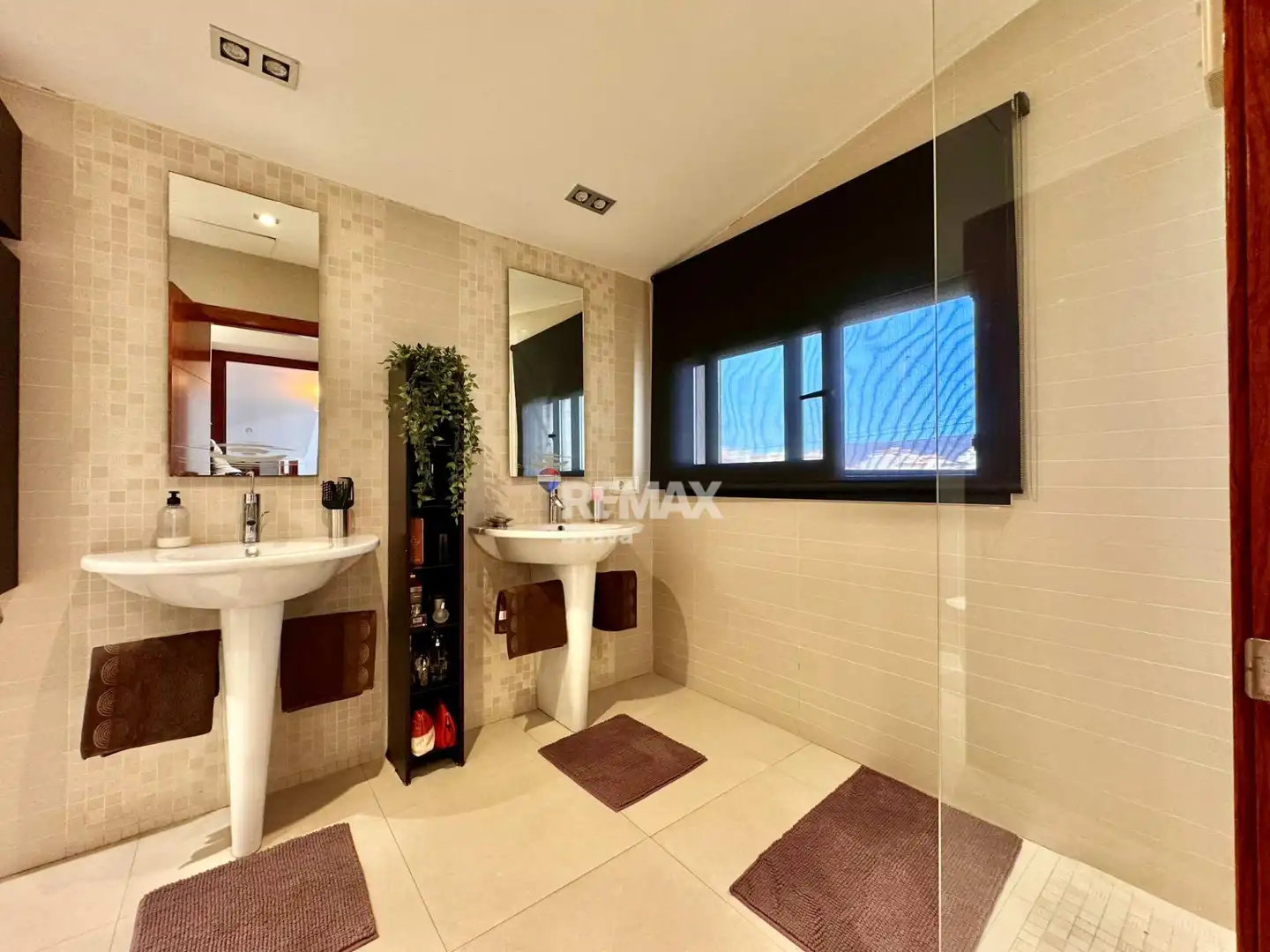 Detached house with pool for sale in Calle Cap de la Gola, imagen 41