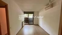 Exterior view of Planta baja for sale in  Barcelona Capital  with Air Conditioner, Heating and Terrace