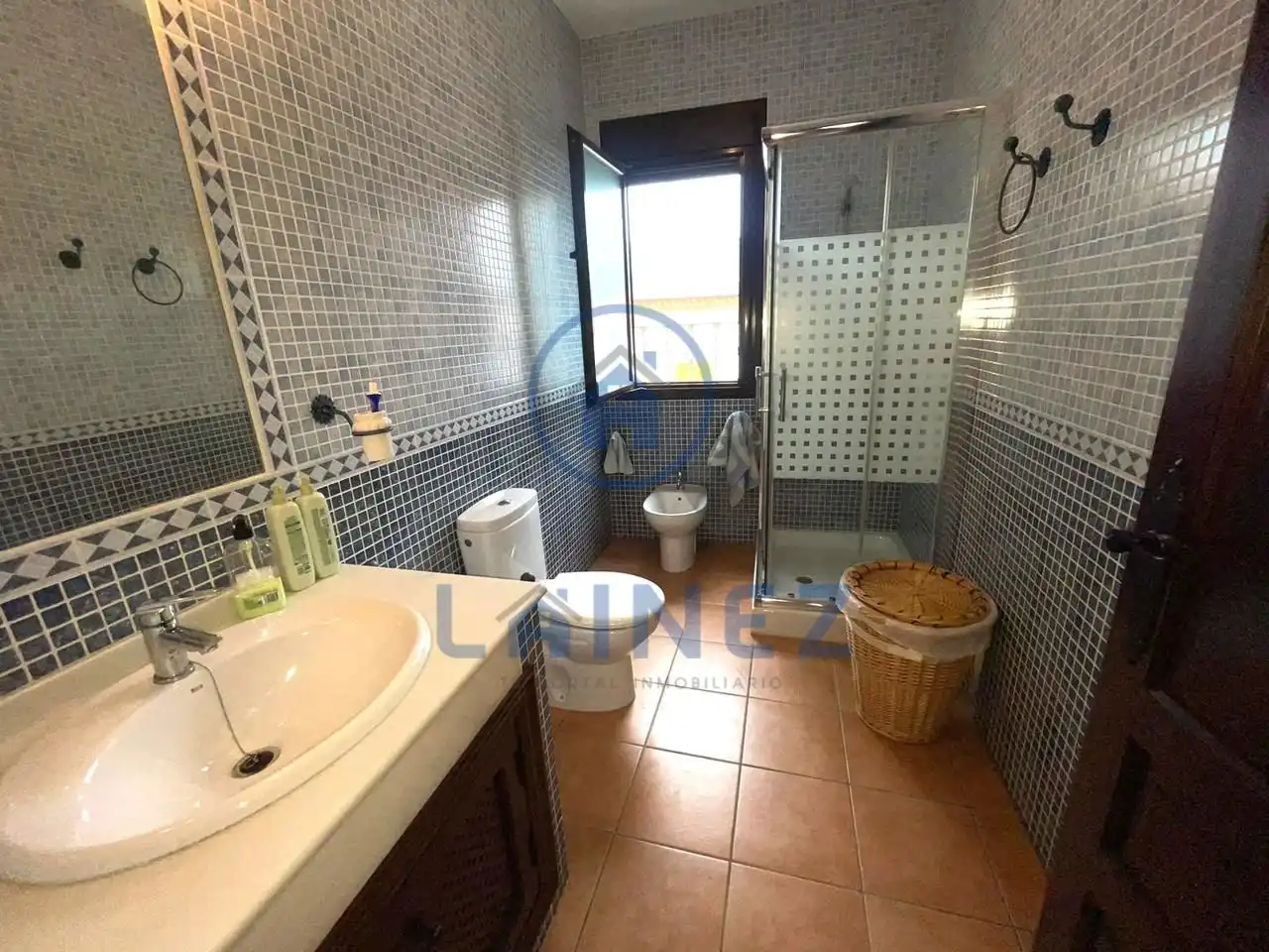 Baño de Casa o chalet en venta en Villanueva del Rey con Aire acondicionado, Calefacción y Terraza