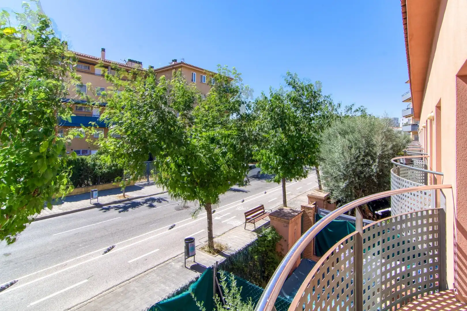 Terraza de Casa adosada en venta en Figueres con Calefacción, Jardín privado y Balcón