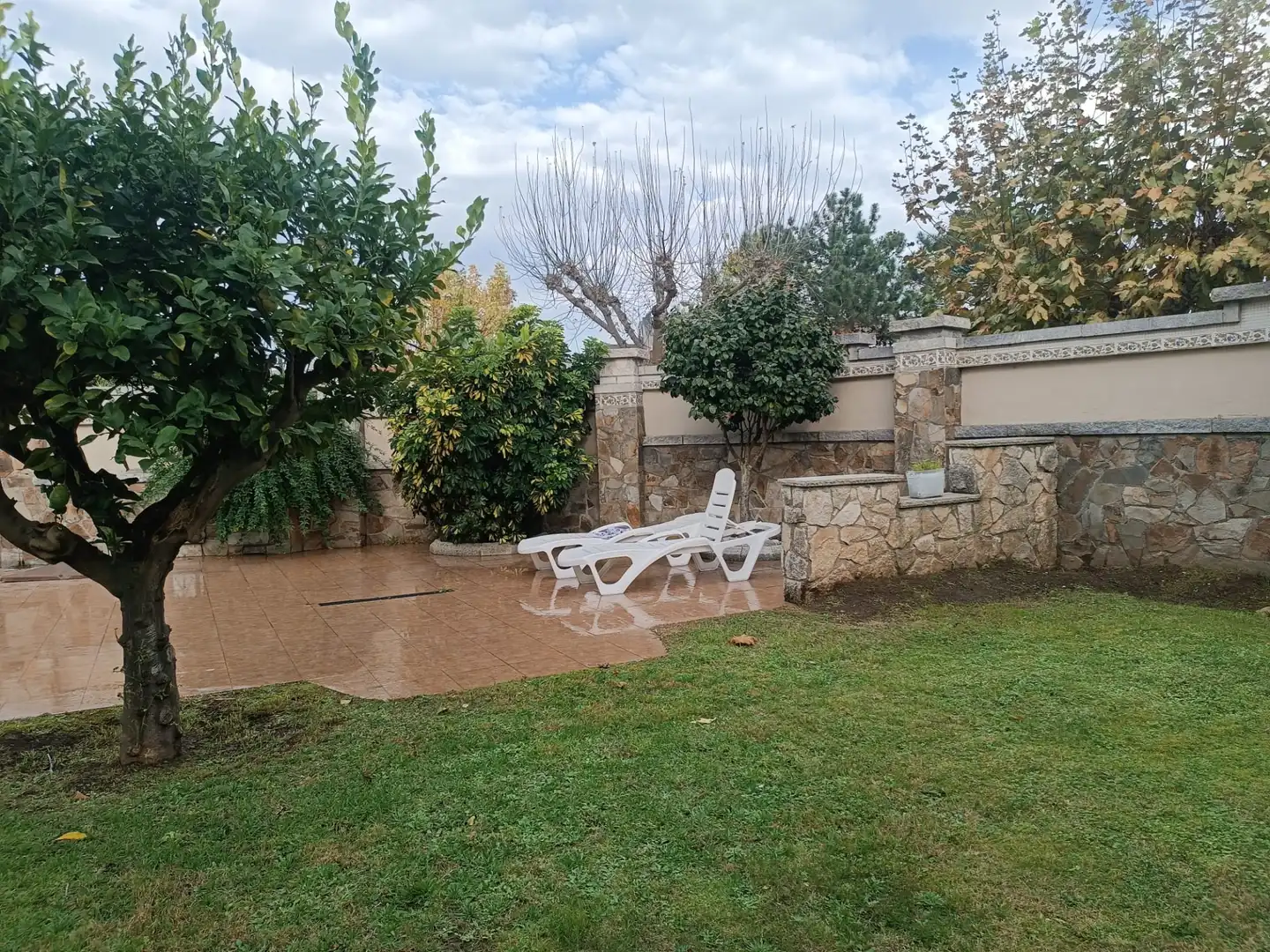 Jardín de Casa o chalet en venta en Castrillón con Calefacción, Jardín privado y Parquet