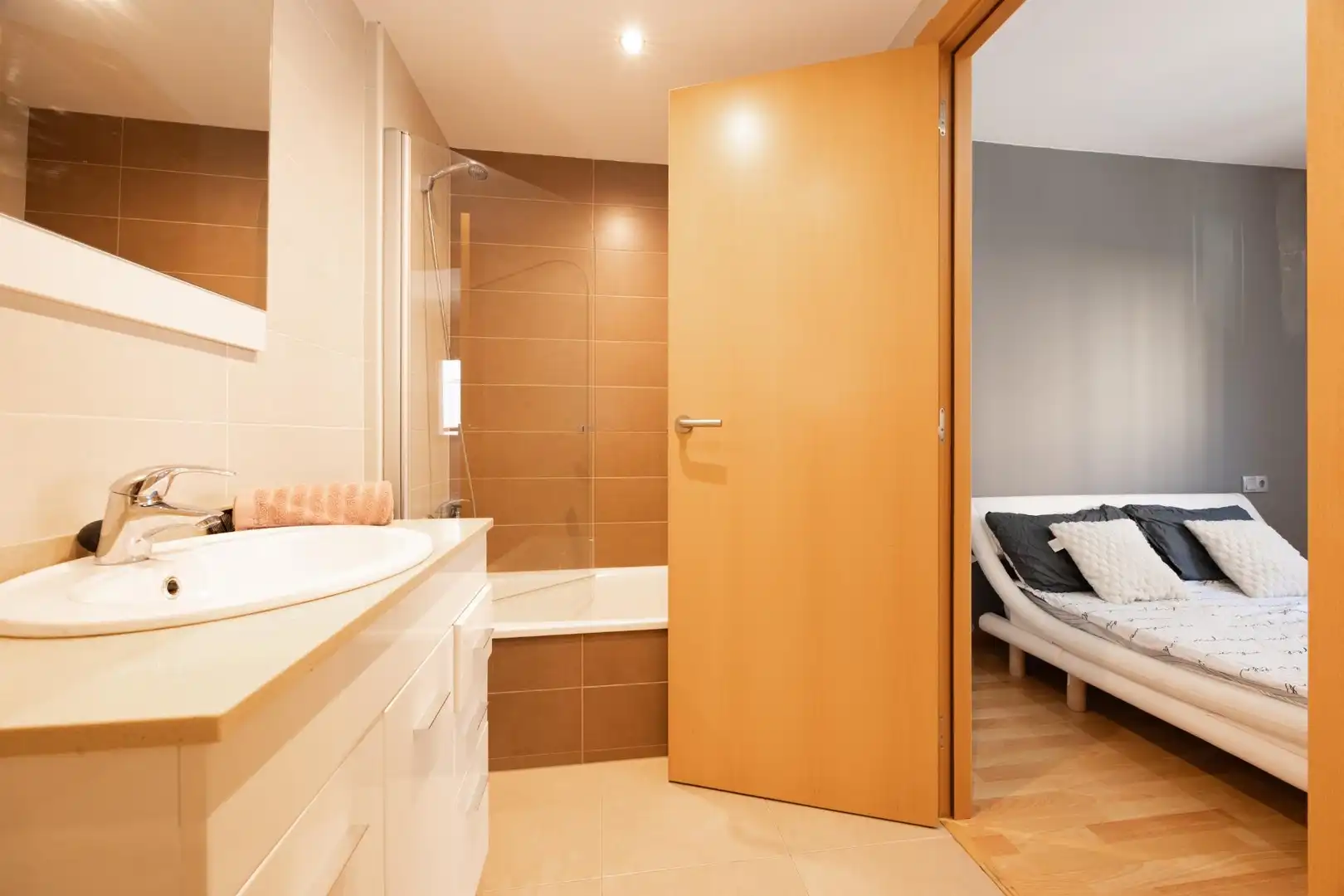 Apartment with terrace for sale in Avenida Avinguda Marignane, imagen 19