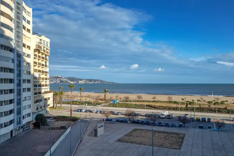 Dormitori de Pis en venda en Empuriabrava amb Piscina
