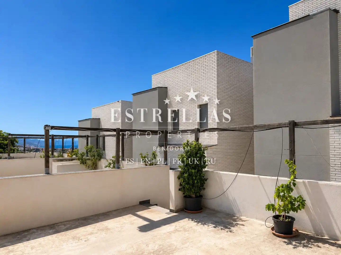 Vista exterior de Casa o chalet en venta en Villajoyosa / La Vila Joiosa con Aire acondicionado, Jardín privado y Terraza